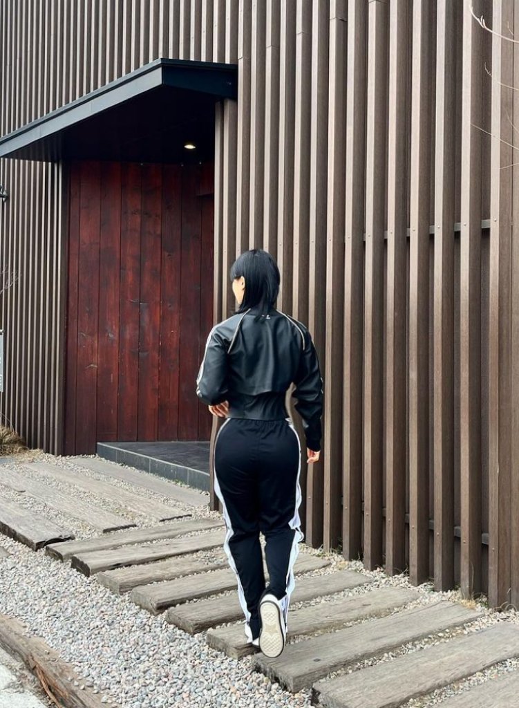 想玩四爱，需要一个公狗