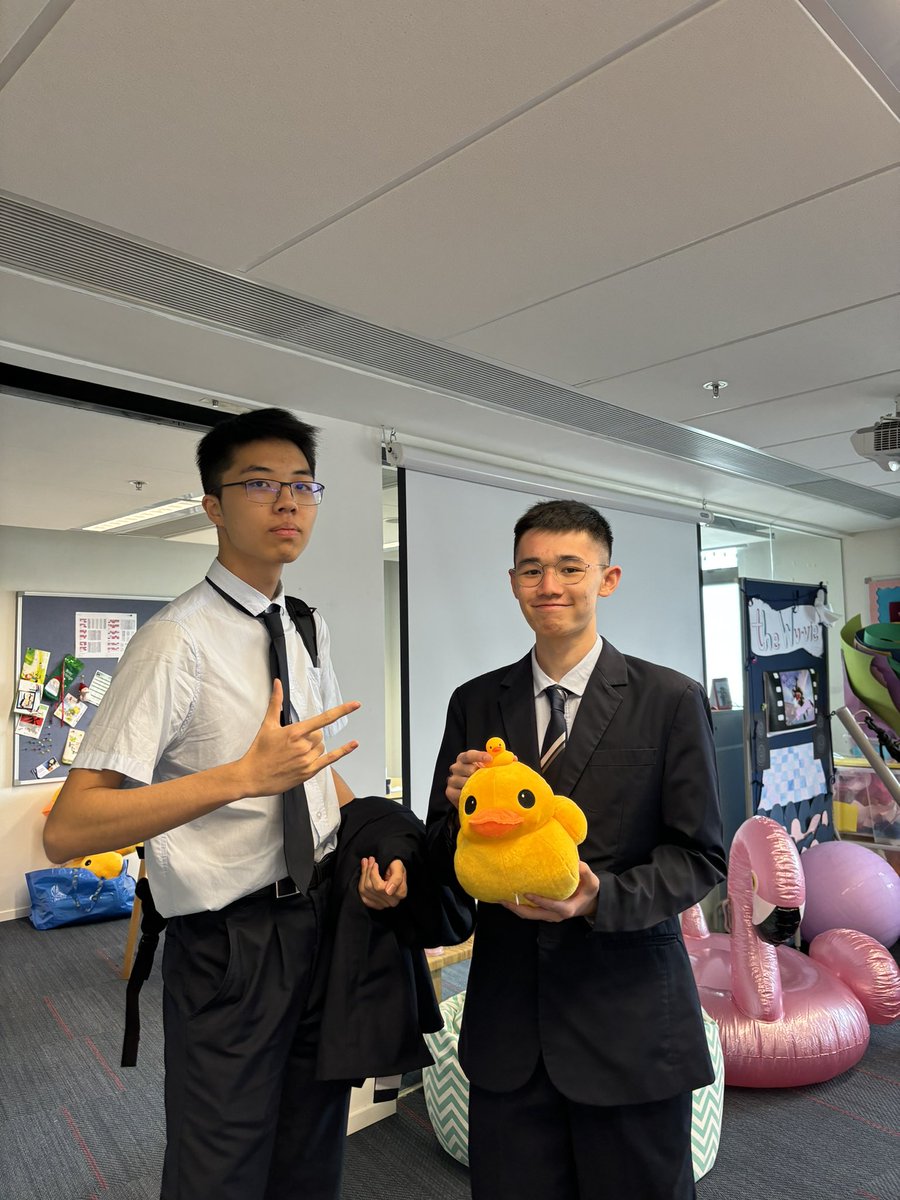 A double duck and seek day today! 2 more days to go! #longducker2024 @Harrow_HK @HarrowHKCharity