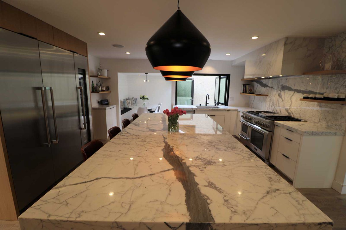 APluskitchen's tweet photo. #AplusKitchen project Design-Build modern #KitchenRemodel with one of a kind custom #Cabinets in Newport Beach #OrangeCounty https://t.co/YvqPoWnuJO https://t.co/Io8AkEPq3H