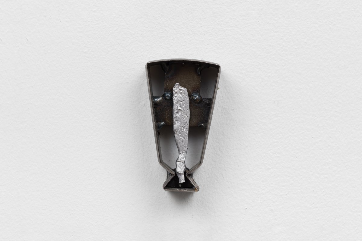 Spring has sprung (we think...) and there are just two weeks left to see Leftover Linings by Ruoru Mou !

Come and join us from Wednesday - Saturday, 11-6pm ❣️