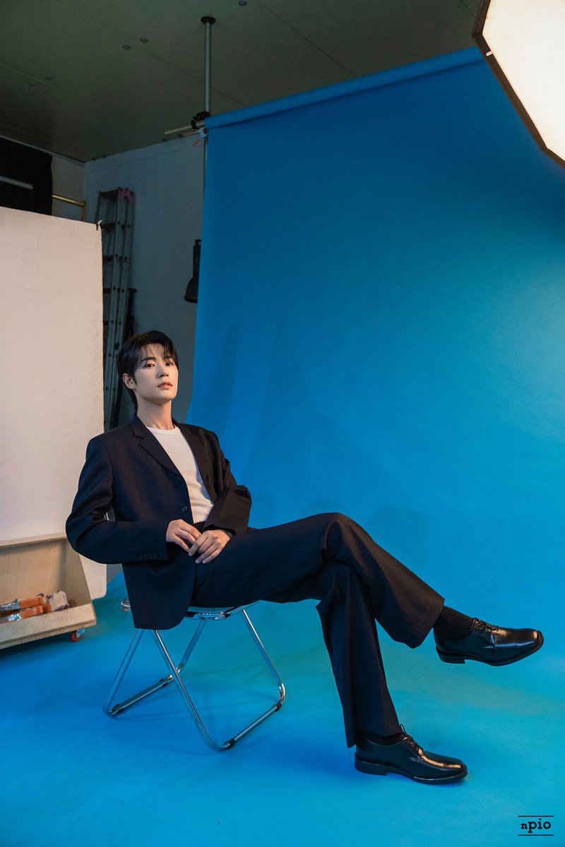 19suam's tweet photo. 콧날과 턱선에 베일 것 같아요🥹 https://t.co/9mp2NRLznG