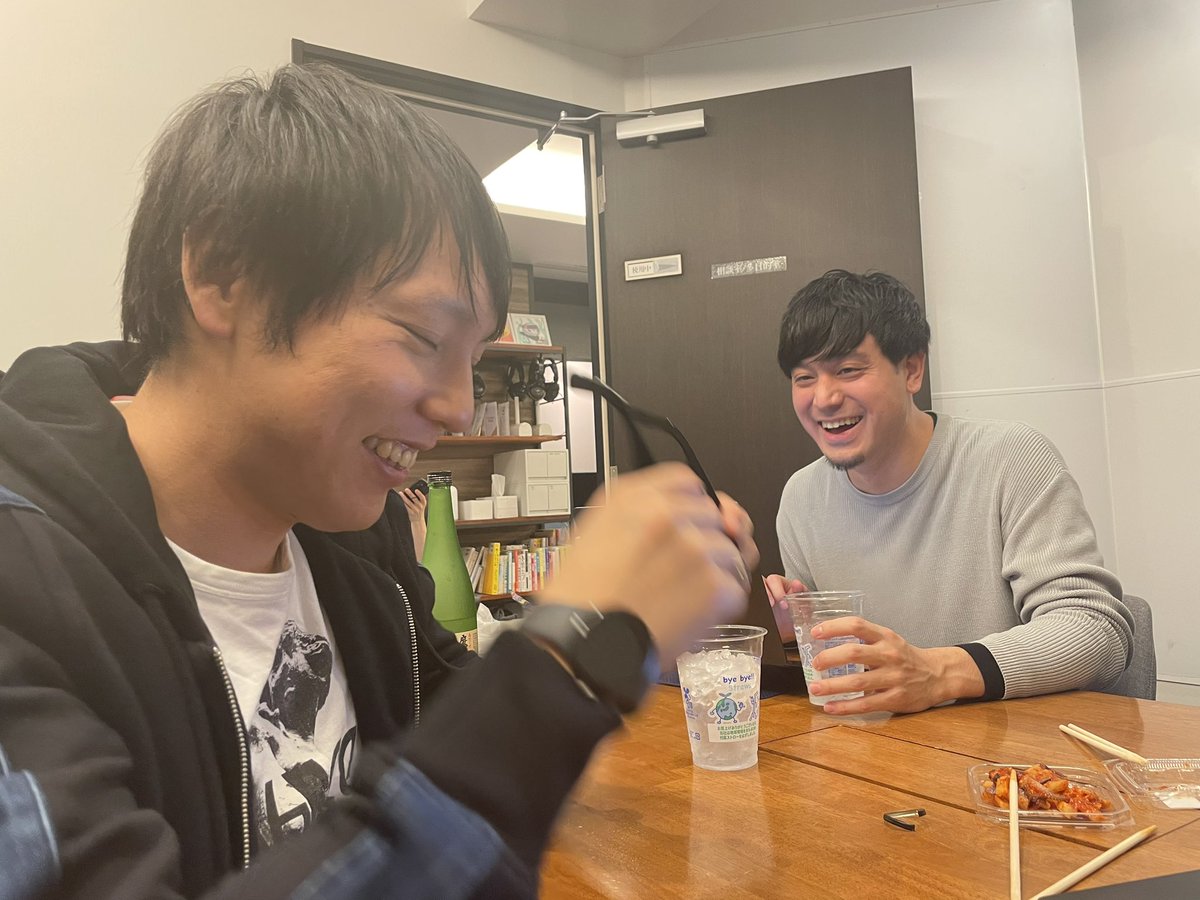 Wellstech1's tweet photo. 魔界からメンション飛んできました🤣
税理士って気難しそうなイメージあるかもしれないですが、めっちゃ面白い人で、勉強にもなります。
ここだけの話、結構出来上がっていたので愉快な配信になるかと思います。みなさんぜひ！📸

#就労継続支援B型
#確定申告 
#youtube
#配信者好きさんと繋がりたい https://t.co/7sACLzpoLk