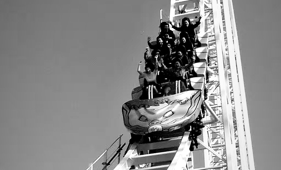 lntamin's tweet photo. It’s a sad day for coaster enthusiasts across the globe- our fastest accelerating rollercoaster is sadly no more. Do Dodonpa, I wish I got to meet you, and I will always maintain that if you were in the US you would have had a second chance at life. RIP 🥲 https://t.co/5gyECywAt6