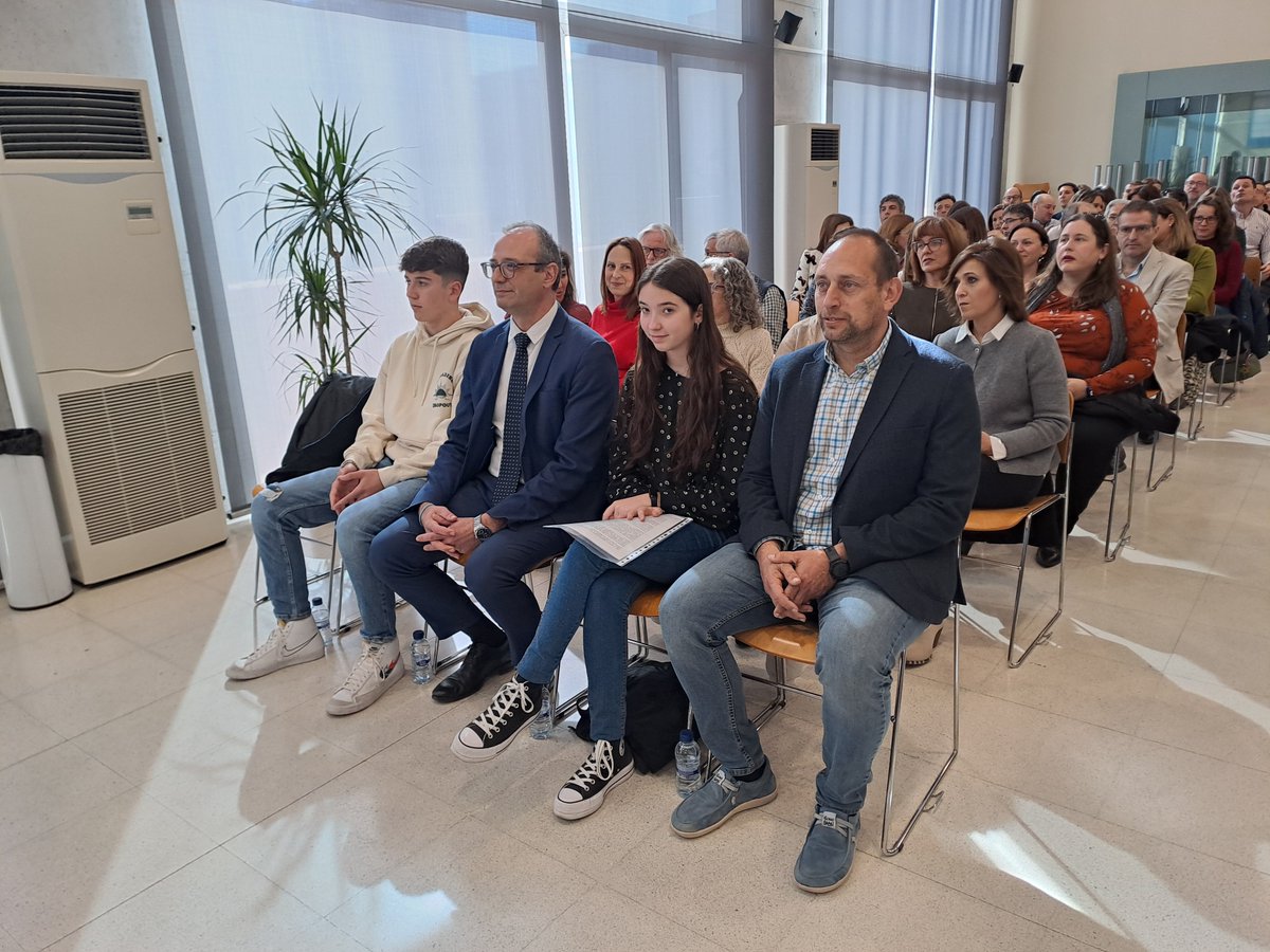 Educarm tweet media