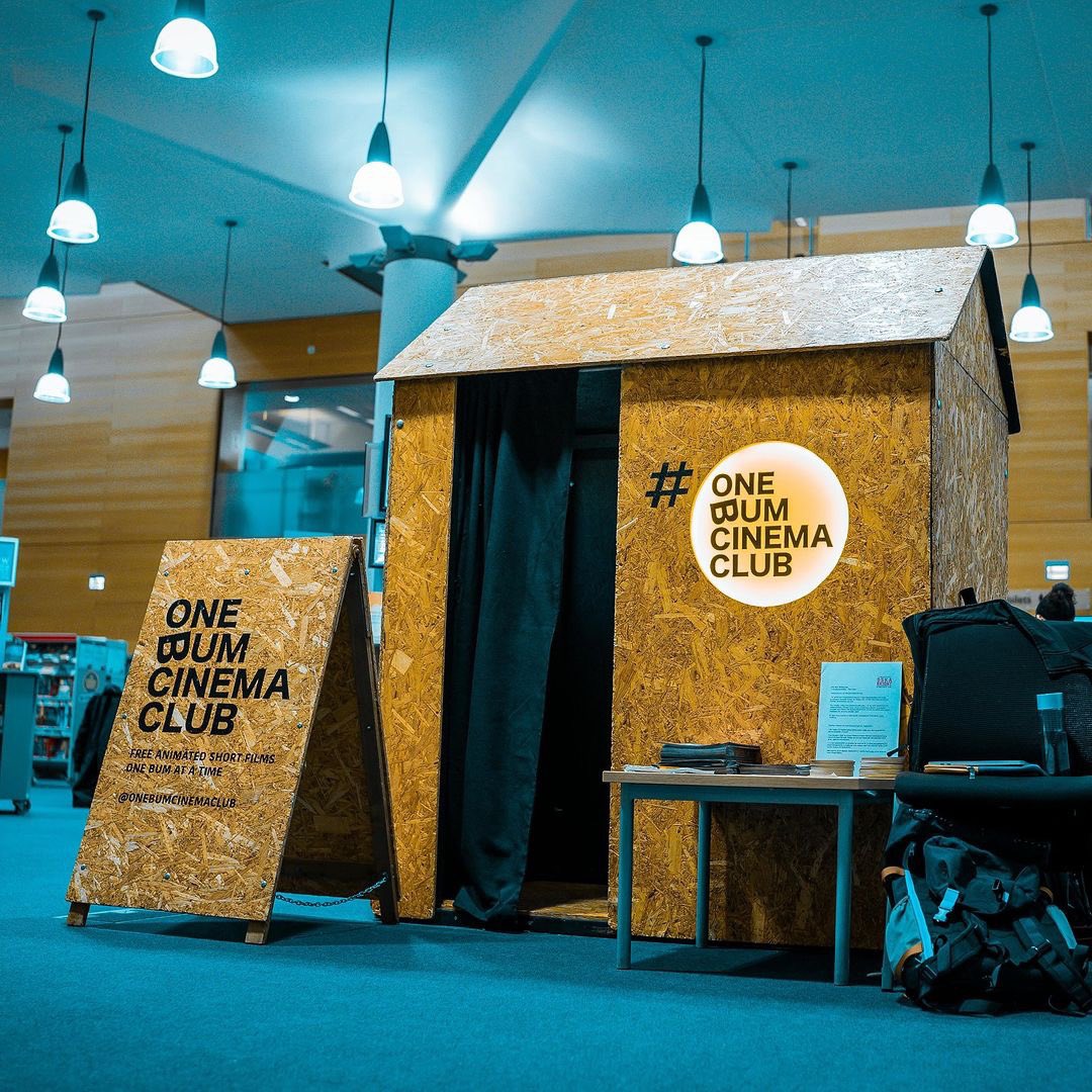 We are delighted to be back down in sunny Brighton <a href="/OskaBright/">Oska Bright Film Festival</a> 

It’s one of our favourite film festivals so if you are around the area you can find us @BHLibraries Jubilee Square all week! 

Free entry, check library website for opening times! 

💛🖤