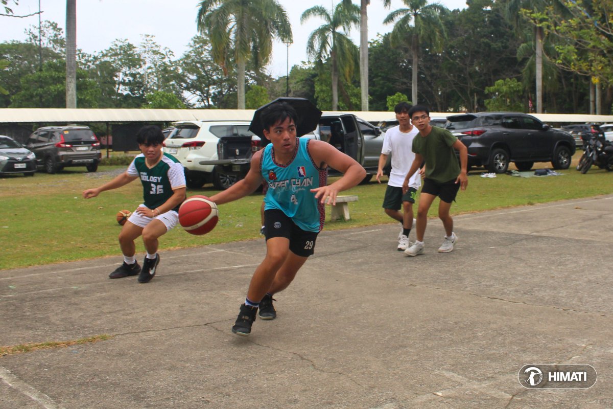 IN PHOTOS | Catching the torch passed on by the Hampang, the College of Science and Mathematics commenced its week with the annual Dula-dula, March 11 to 12, 2024.

#UPMinUpdates
#AsdangKanluran