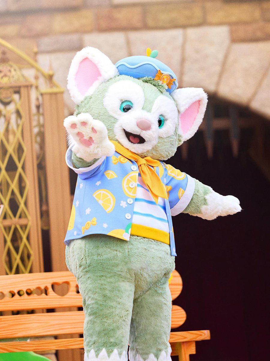 shiery_dh's tweet photo. 明日香港時間11時⏰ディズニーランド公式からダフフレの春の初演出を生放送します！
リンク🔗https://t.co/2oajdAYfjX

ぜひチェックしてみてください！❤️

#香港ディズニー
#HKDL https://t.co/peq33Isf3v
