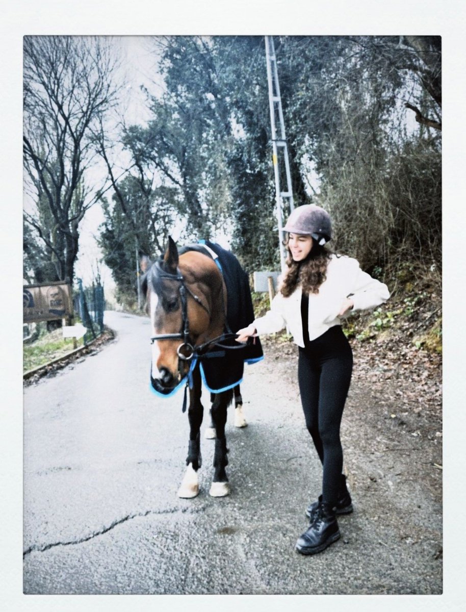 mycapella01's tweet photo. bellissima ♥️🐎

#SuBurcuYazgıCoşkun https://t.co/429s9nuzpF