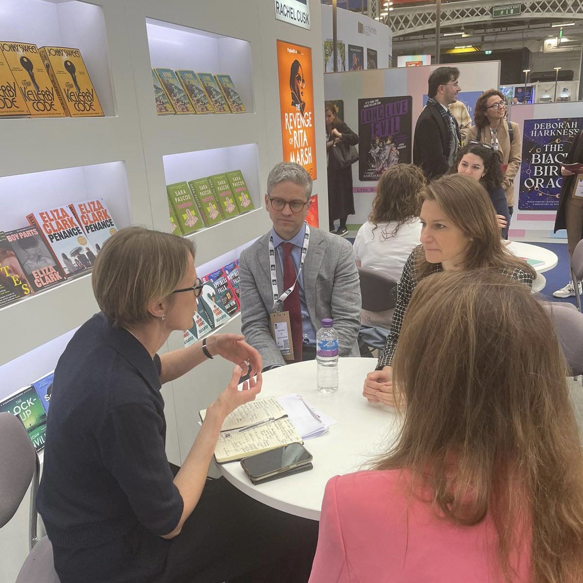 This morning @lucyfrazermp, Secretary of State @DCMS, joined us at @LondonBookFair to explore the fair, its role in publishing and the connection to wider UK growth. It was great to meet with @bonnierbooks_uk, @IOPPublishing, @OneworldNews and @FaberBooks to highlight recent…