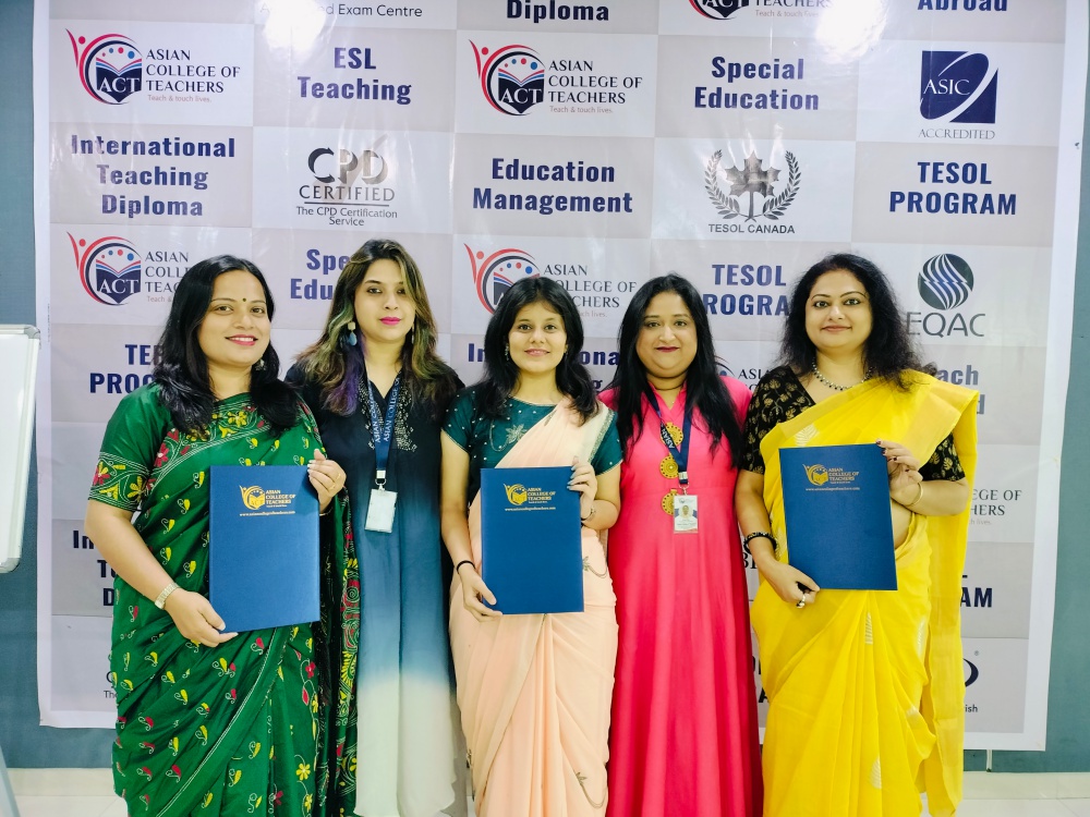 actcoursesasia's tweet image. #Congratulations to our ITD trainees for the successful completion of their in-class ITD course in Kolkata. As they embark on their teaching journey, we send them our heartfelt best wishes for a fulfilling and impactful career ahead.
#graduation #inclass #itd #TeacherTraining