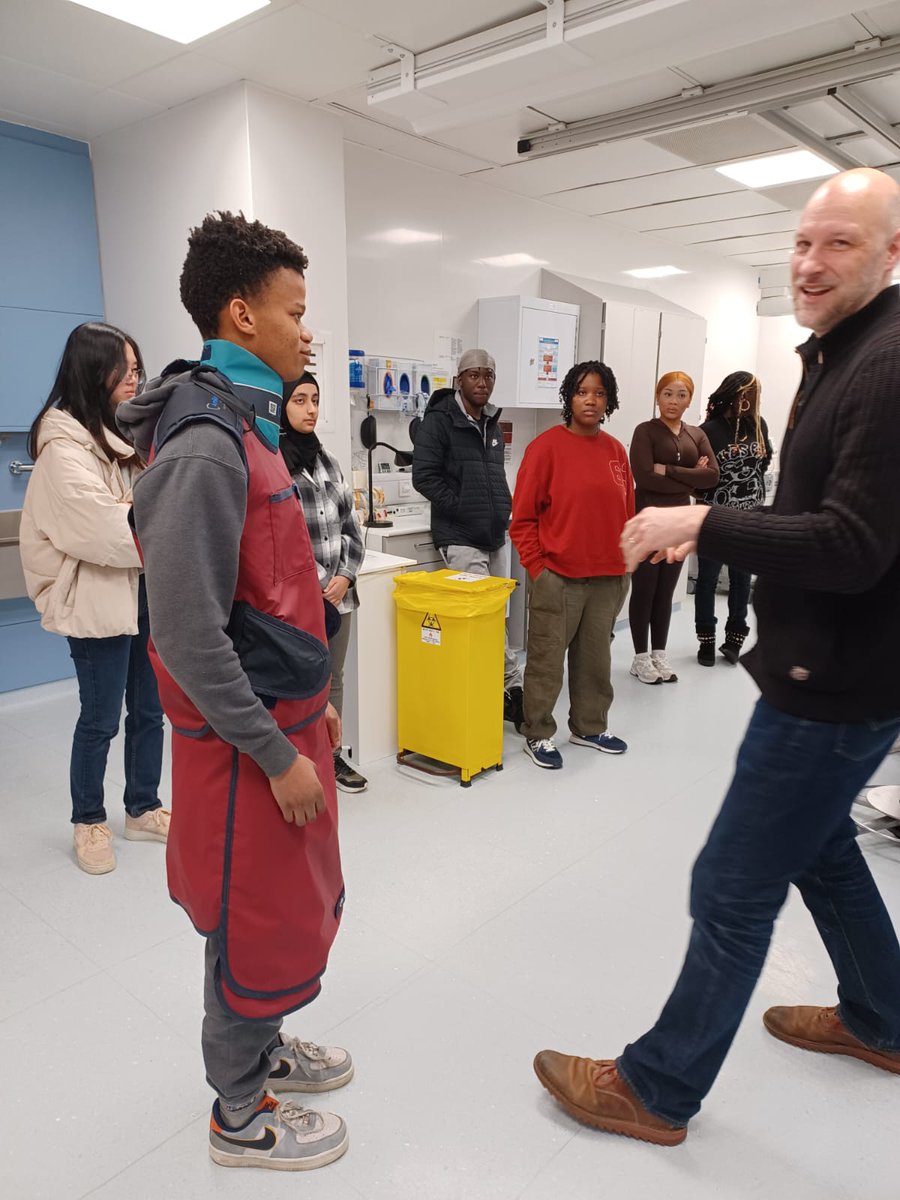 Amanda Barry tweet media