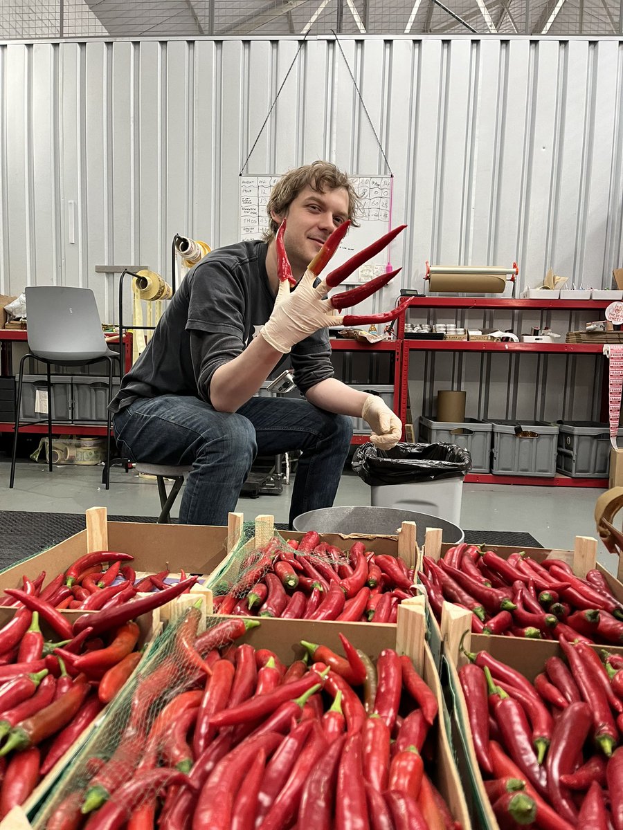 ELLIOT EASTWICK’S WORLD FAMOUS HOT SAUCE tweet media