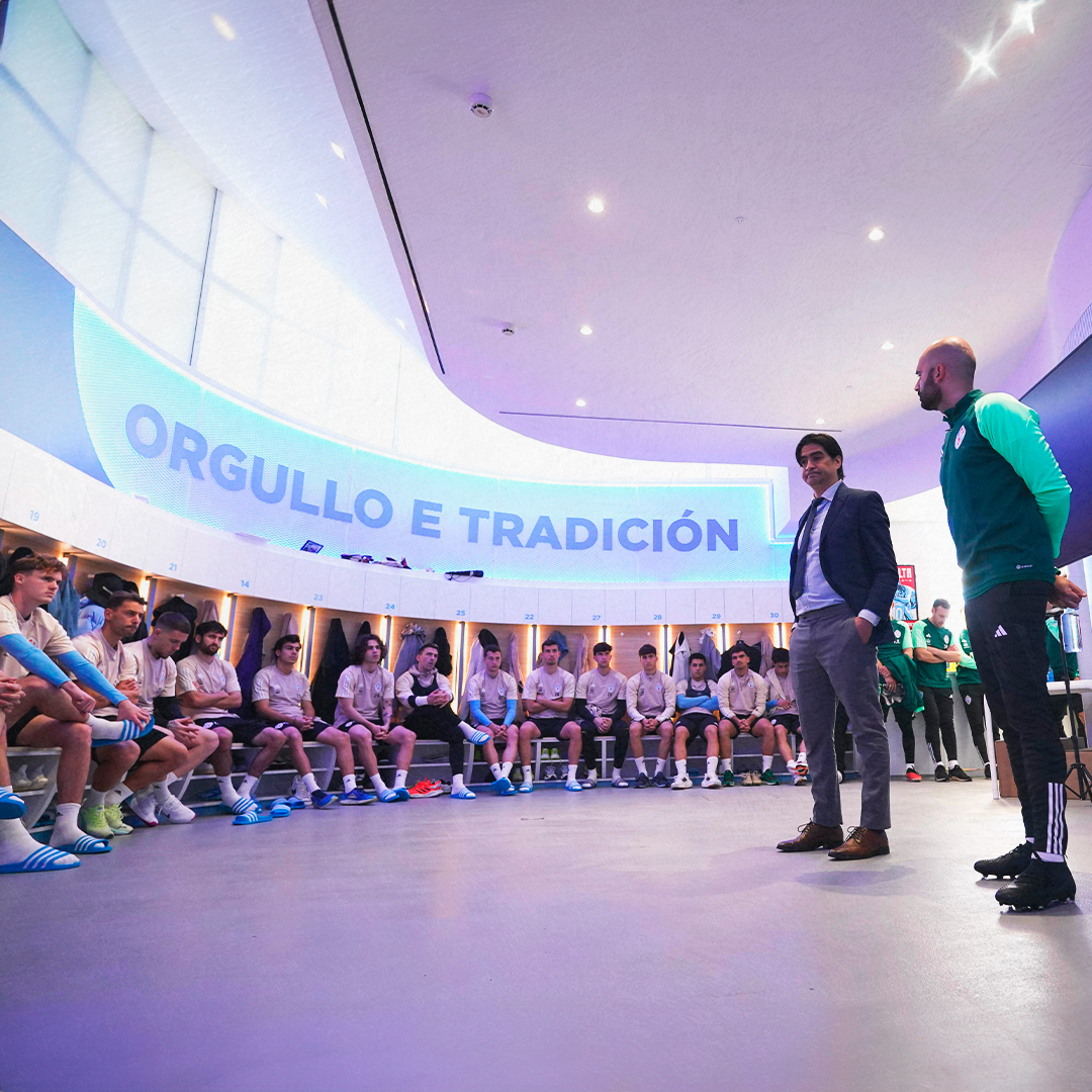 RCCelta's tweet photo. 💫 𝑶𝒓𝒈𝒖𝒍𝒍𝒐 𝒆 𝒕𝒓𝒂𝒅𝒊𝒄𝒊𝒐́𝒏 ⚽️ https://t.co/XqS64yo4TZ