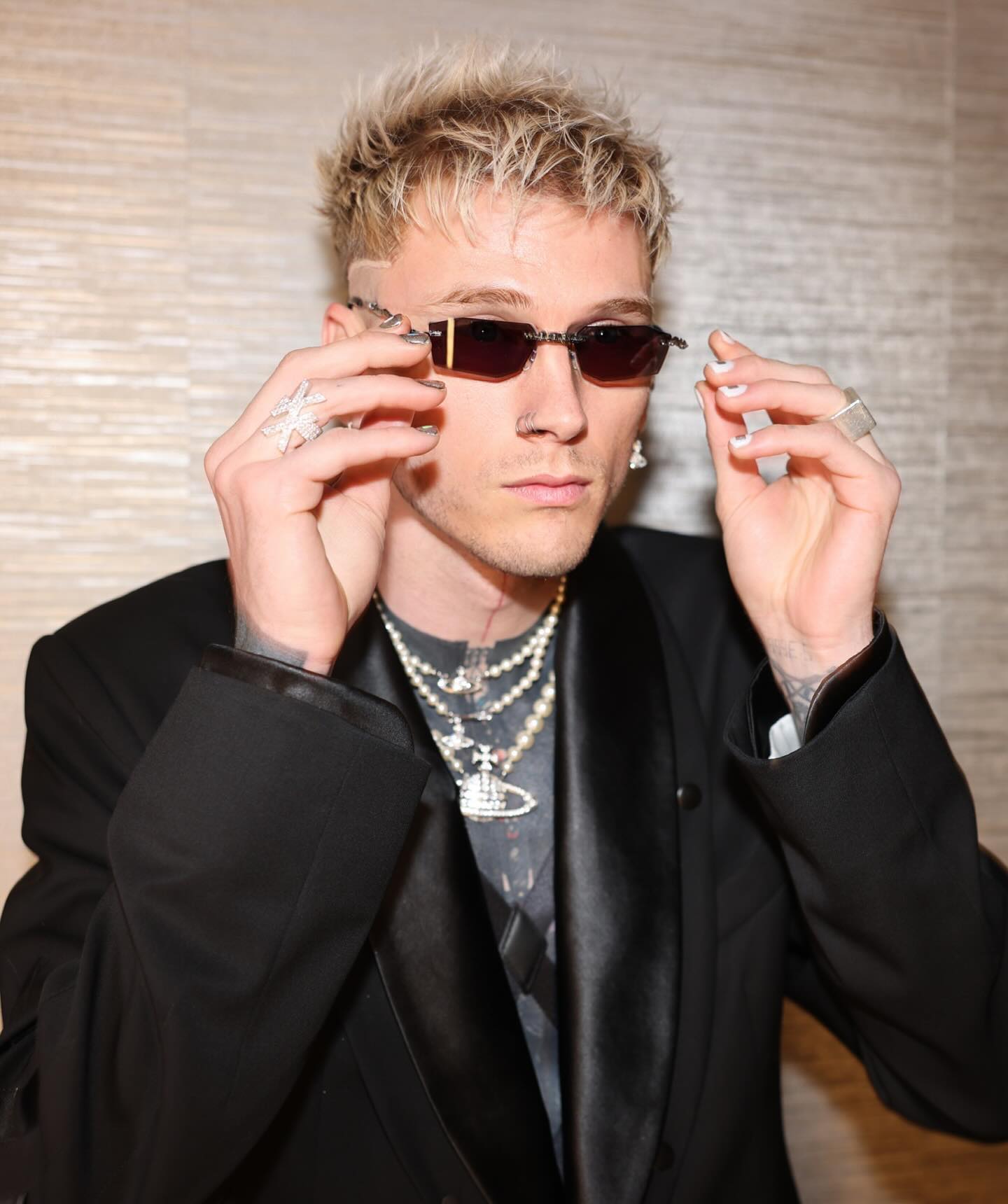 mgkmagic on X: 