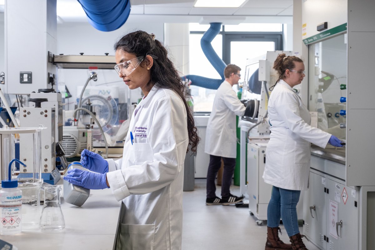 We're proud to launch EnerHy, the UK’s only Centre for Doctoral Training (CDT) in Engineering Hydrogen Net Zero👏 In collaboration with @CranfieldUni @UniStrathclyde supported by @EPSRC and 60+ industry and civic partners Read:lboro.uk/43cESff #GreenHydrogen #EPSRC_CDTs