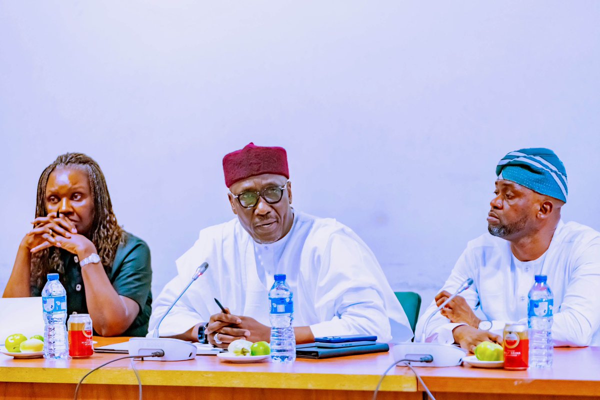 PHOTO NEWS: On Tuesday, the Group Chief Executive Officer (GCEO) of NNPC Ltd., Mele Kyari, attended a meeting with the House of Representatives Committee on Finance at the National Assembly. The discussions focused on clarifying various aspects of the company's operations and