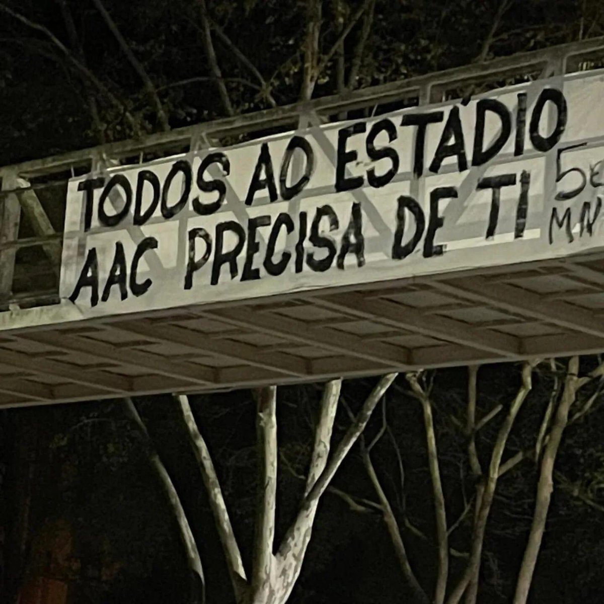 JoaOliveira98's tweet photo. Mancha Negra a fazer o trabalho que a @academicaoaf não é capaz de fazer… https://t.co/2yv0MsUv9R