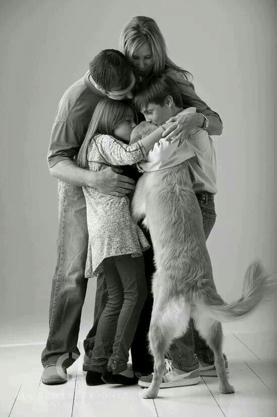 vivaneil1234's tweet photo. Group hug.🤗💞 https://t.co/UMSHSyE8mr