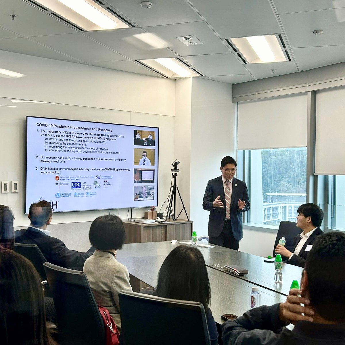 Our Lead Scientist @joshuawkho today met with the Jockey Club Global STEM Post-doctoral Fellowship for Translational Research and Application Selection Committee. Professor Ho highlighted the innovative work by @HKU_D24H, with a special focus on #Vitogram. @vitomeltd