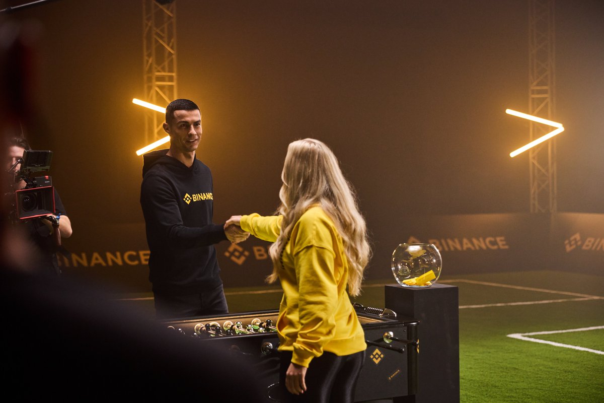 Binance tweet media