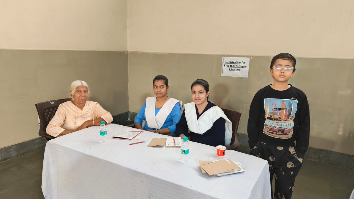 nikhilmohurle0's tweet photo. Regular health check-ups: your key to staying ahead of the game.

Service with Humility ~ A Health Screening Camp organized by Sant Nirankari Charitable Foundation
#servicewithhumility
@sncfoundation https://t.co/fkSomJ3LEZ