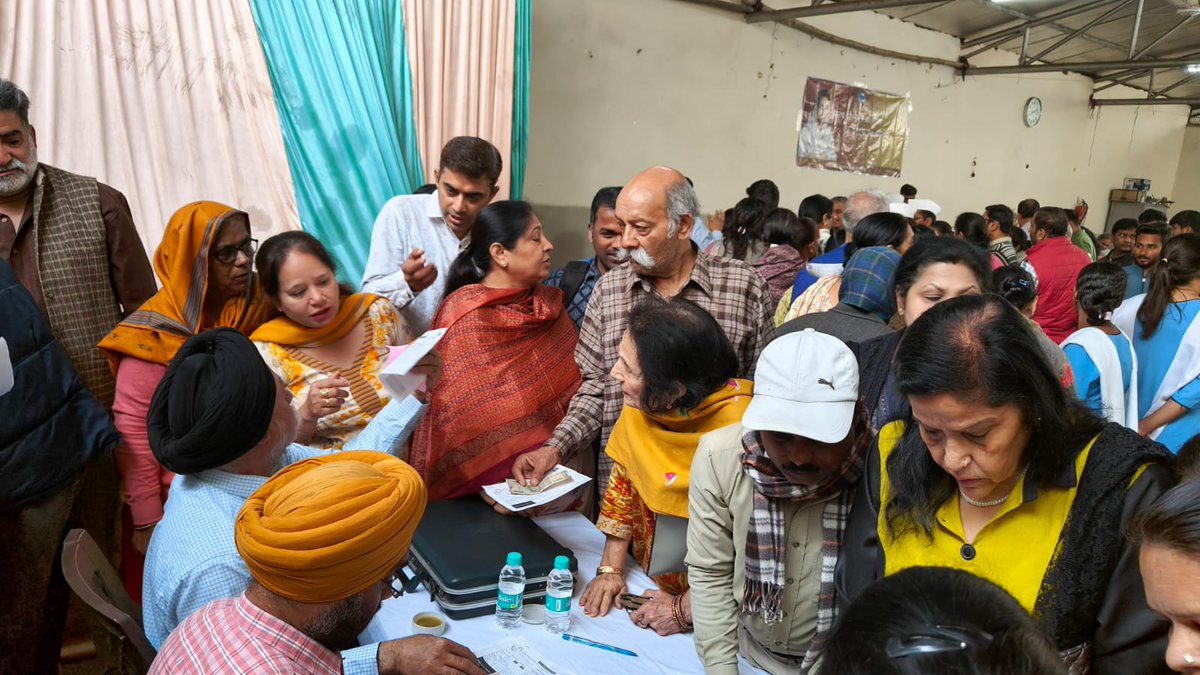 nikhilmohurle0's tweet photo. Regular health check-ups: your key to staying ahead of the game.

Service with Humility ~ A Health Screening Camp organized by Sant Nirankari Charitable Foundation
#servicewithhumility
@sncfoundation https://t.co/fkSomJ3LEZ