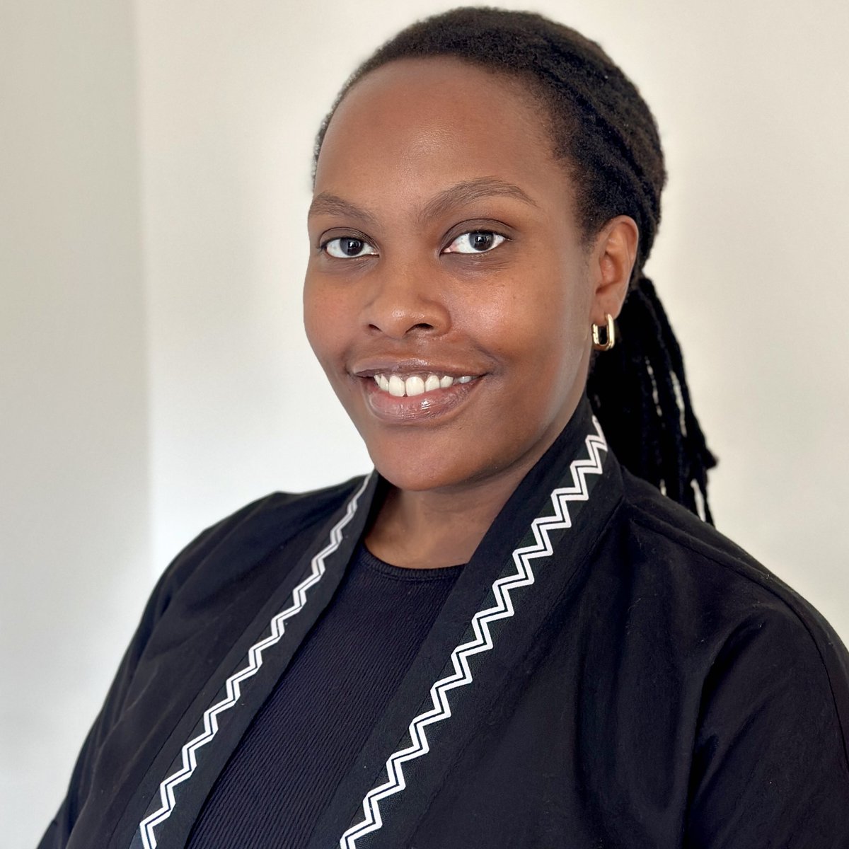 We're pleased to welcome Pauline Atete as a new PhD student! Pauline will work at Ghent University and University of Rwanda, exploring how trauma alters neuro-cognitive functions and impacts the post-genocide generation. Read more > moralsocialbrain.com/about/ @GhentCCN @ugent