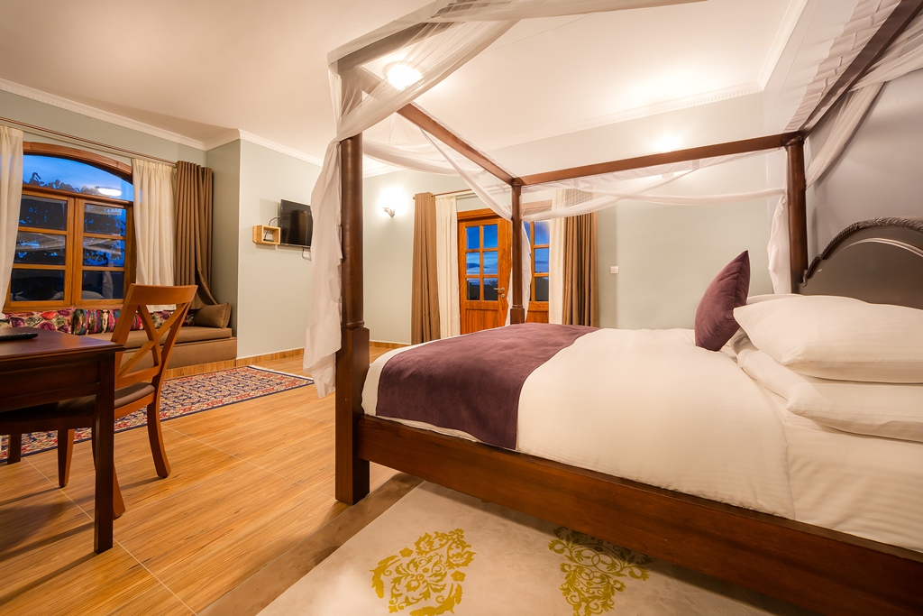 emburara's tweet image. Unwind at our picturesque farm lodge, where tranquility meets comfort. Indulge in a rejuvenating stay and book your spot today for the ultimate relaxation experience.
☎️ +256776210872 | +256776200080 | +256706666000
🌐 emburarafarmlodge.com
#LifeOnTheFarm  #AuthenticExperience