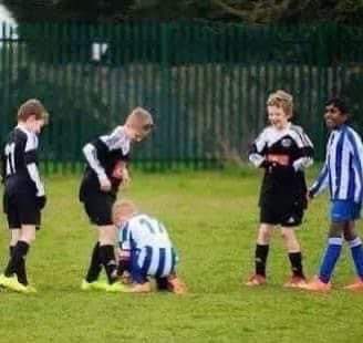 ▪️ No money
▪️ No ego
▪️ No agents 
▪️ No pressure 
▪️ No Elitism 
▪️ No greed 
▪️ Just kids, playing a game they love. 

 👉This is football.
