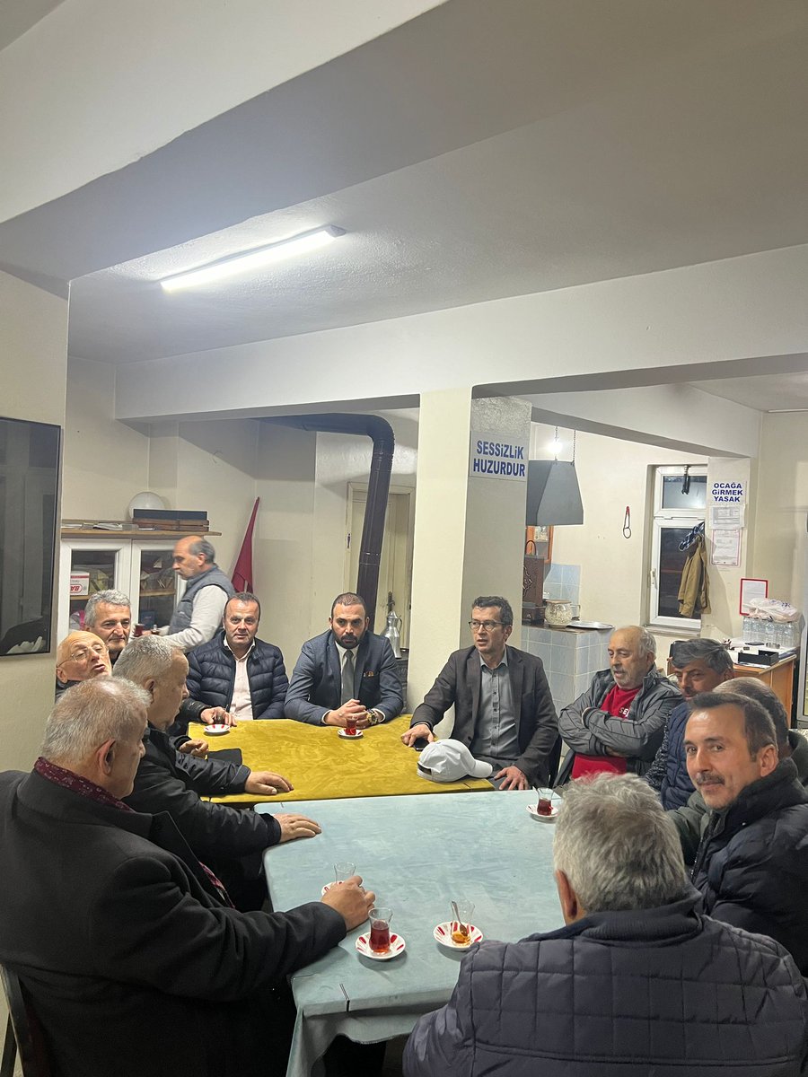 Beşikdüzü Belediye Başkan Adayımız Sayın <a href="/aozturktr/">Ali Öztürk</a> iftar sonrası çay ocağı ziyaretlerine devam ederek kendini ve projelerini anlatıyor. 
<a href="/devapartisi/">DEVA Partisi</a> 
<a href="/alibabacan/">Ali Babacan</a>