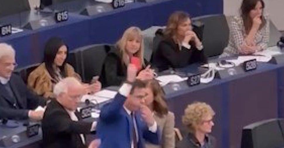 🔸 Direttiva Case #green, ecco com’è cambiata nella versione finale. 🇪🇺 È servito un anno esatto per arrivare al documento definitivo. ilsole24ore.com/art/direttiva-…