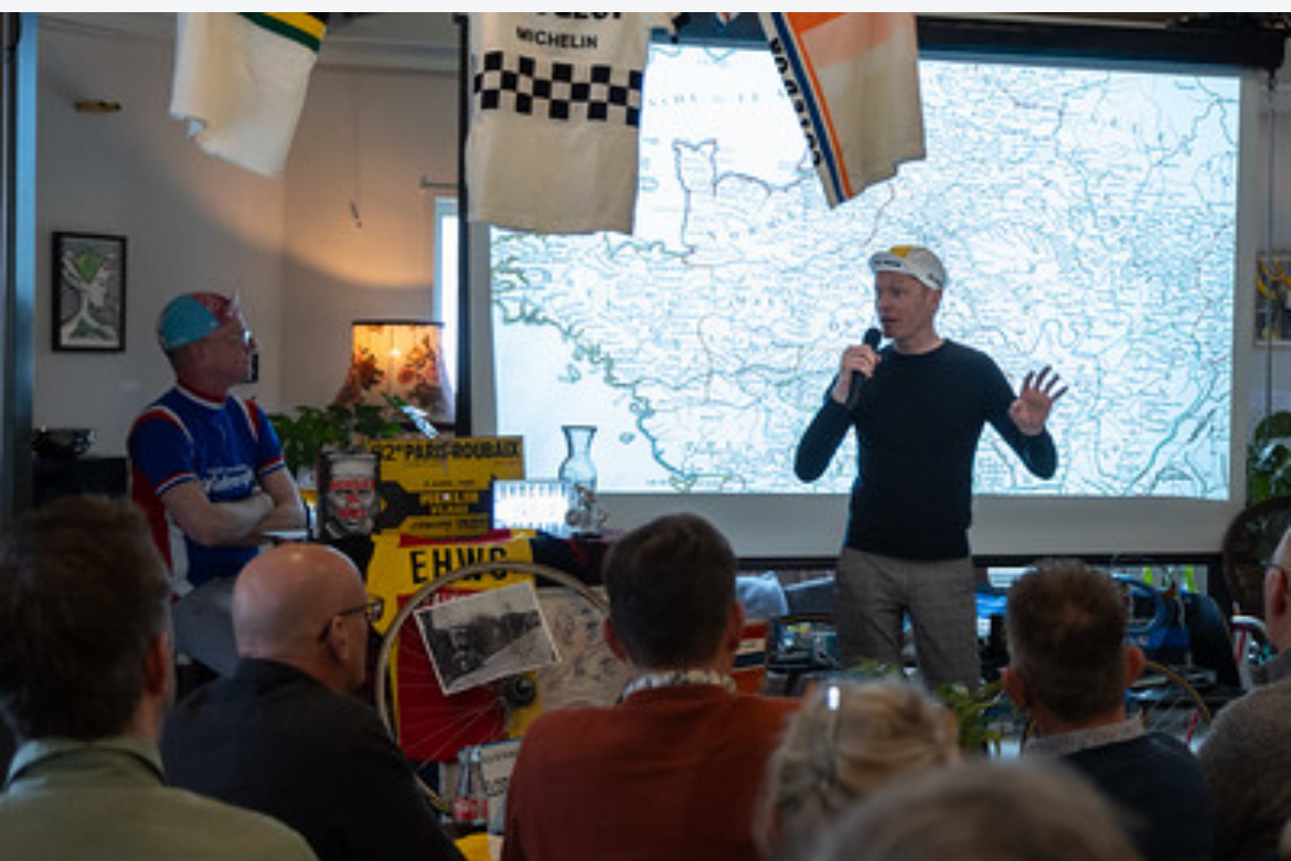 Peter de Brock (@peedebe) on Twitter photo Tot slot enkele sfeerbeelden van het EHWC Vol.8 de Parijs-Roubaix! editie van afgelopen zondag. En dan rap door aan de wekelijkse deadline van de krant. Tot slot enkele sfeerbeelden van het EHWC Vol.8 de Parijs-Roubaix! editie van afgelopen zondag. En dan rap door aan de wekelijkse deadline van de krant.