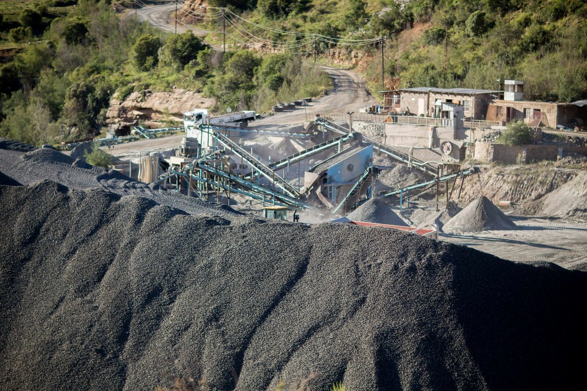 VitalRecycling's tweet photo. 🌍💡Mining waste management matters! ♻️ Proper disposal and recycling of mining waste are crucial for environmental sustainability. Let's explore innovative solutions to minimize our ecological footprint and protect our planet! #MiningWaste #Sustainability #ESG #GreenZone https://t.co/CKQXqubcHE