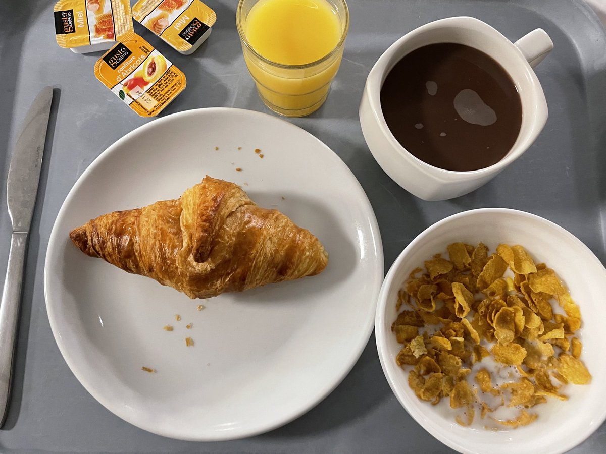 Ellowes Hall Art & Food. tweet media