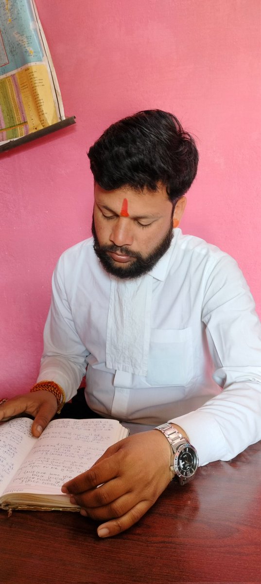 sanjay_baudh's tweet photo. जिंदगी हमेशा जरूरत के हिसाब से जियो ख्वाहिशों के मुताबिक नहीं । #rajnagar_mla_arvind_pateria_ji #mla_chandra_dilip_ahirwar_ji #viral_post #viral_reel #mladeelipahirwarji https://t.co/NIWhEDQ67o