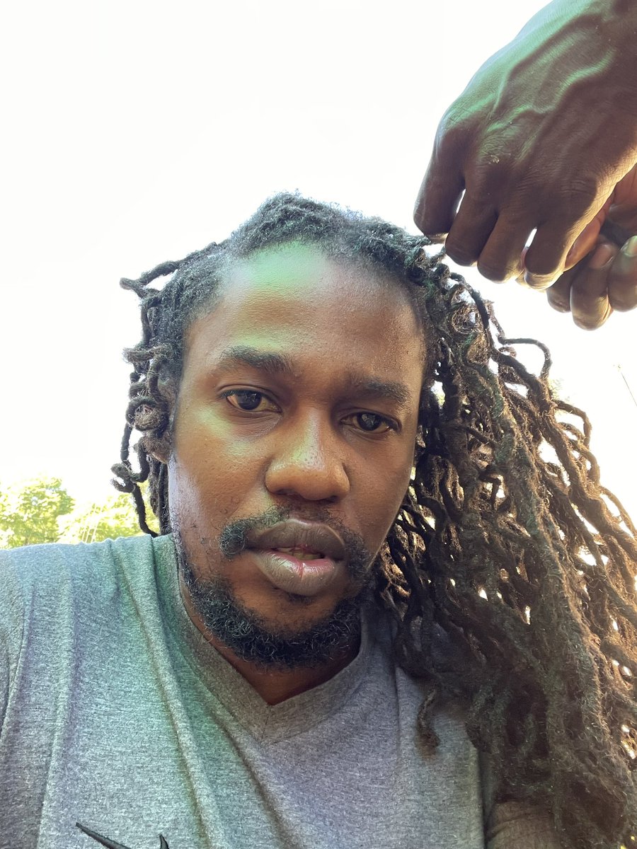 tinanyams's tweet image. My hair grows at a level that surprises even me! #naturalhair #dreadlock #dreadhead #hairgoals #Africanhair