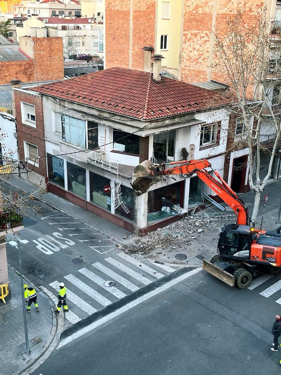 Democràcia Comunal tweet media