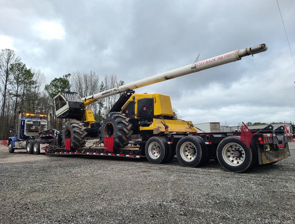 Another seamless delivery by one of our elite drivers! 🌳This All-Terrain Tree Trimmer arrives ready to tackle any landscape challenge. #DeliveringSuccess #LogisticsExcellence #Trucking #Logistics  #CustomerService #TransportationIndustry #WeGetLogistics