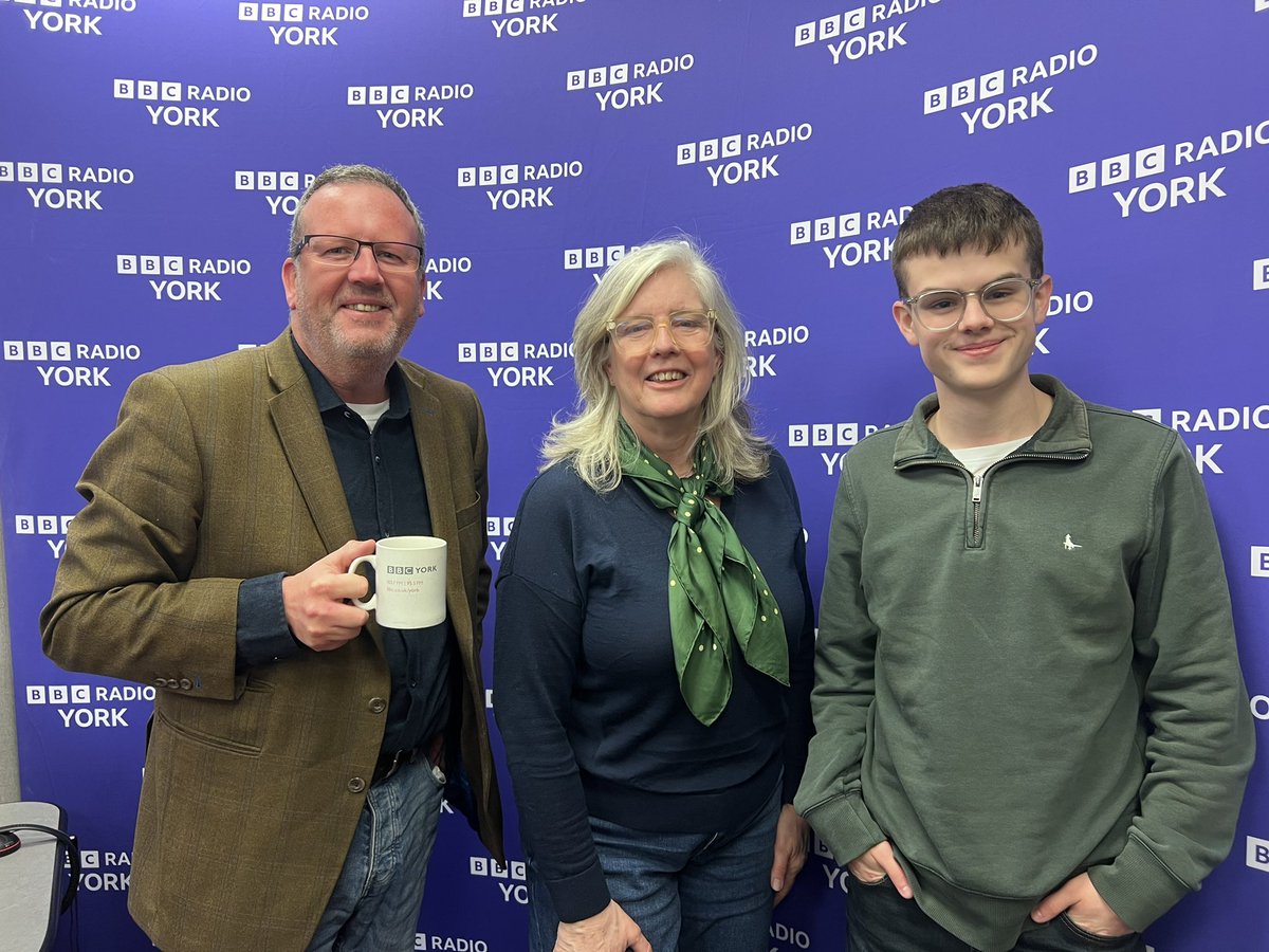 simon cotton tweet media