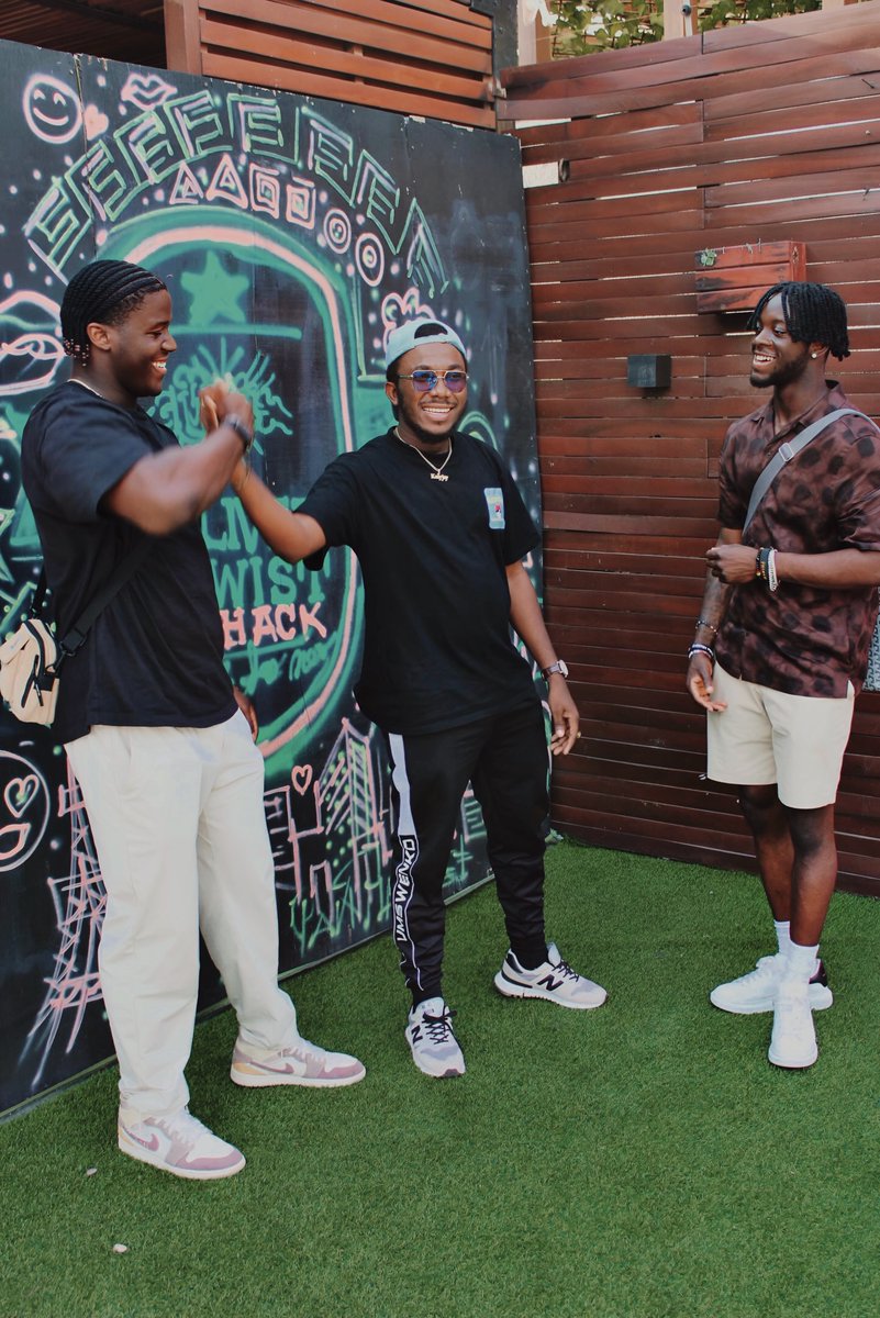 My cousin brought the NFL ring to the motherland 🏈🇬🇭🫵🏽 <a href="/ekowboyedoe/">therealpak25</a> <a href="/jones_truman/">44TrumanJ</a>