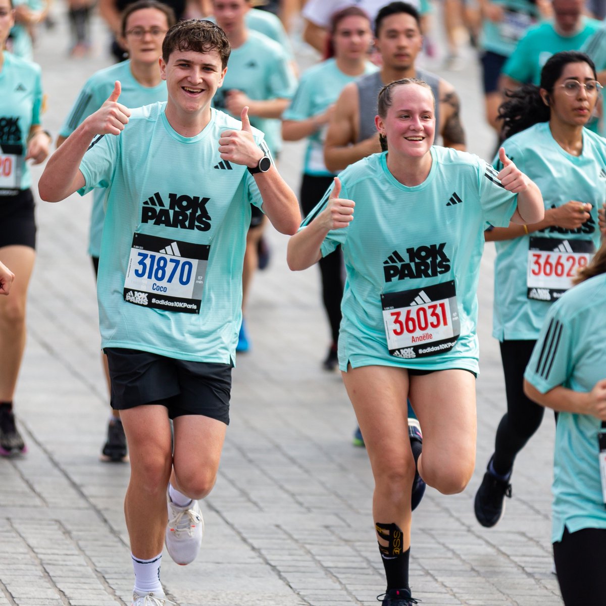 Dernière chance de t’inscrire à l’adidas 10K Paris 2024! Cours solidaire et donne un sens à ta course ! 🔥 Engage-toi à collecter des dons auprès de ton entourage pour t’aligner sur le départ le 26 mai prochain ! 💪🏃 👉 bit.ly/49S9nJS 📸 : A.S.O. / Lucas Prevost