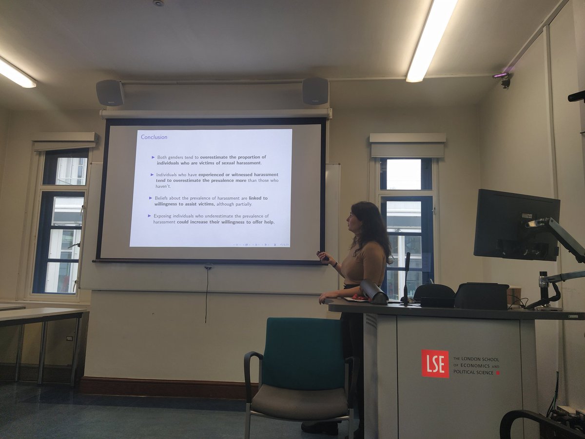 Next, @MargauxSuteau presents our new work, joint with @Paola_Profeta and @Sevilla_Almu on bystanders beliefs on sexual harassment issues and their impact on willingness to help victims!