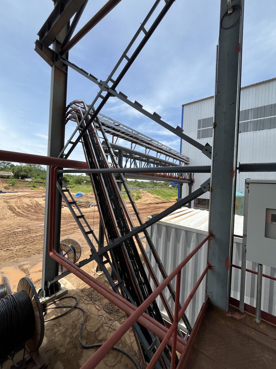 WalkaboutRes's tweet image. Electrification is underway @LindiJumbo #GraphiteMine. Specialised cabling from the transformers to the Power Control Centre are fully energised. Cables crossing the bridge to the Drying and Screening building are also in place.

#WalkaboutResources #WKT #Tanzania
