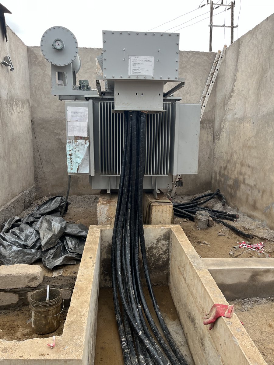 WalkaboutRes's tweet image. Electrification is underway @LindiJumbo #GraphiteMine. Specialised cabling from the transformers to the Power Control Centre are fully energised. Cables crossing the bridge to the Drying and Screening building are also in place.

#WalkaboutResources #WKT #Tanzania