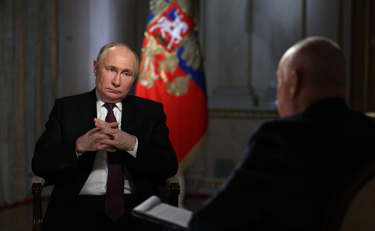 💬 В.В.#Путин: Мы знаем, что такое американские войска на российской территории. Это интервенты. 

Мы так к этому и будем относиться, даже если они появятся на территории Украины, они это понимают.

t.me/MID_Russia/361…
