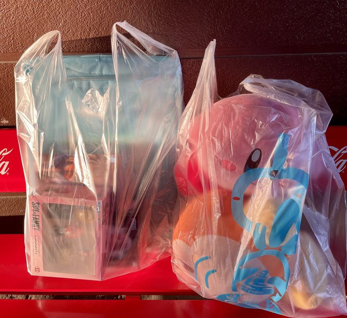 「plastic bag」のTwitter画像/イラスト(新着)