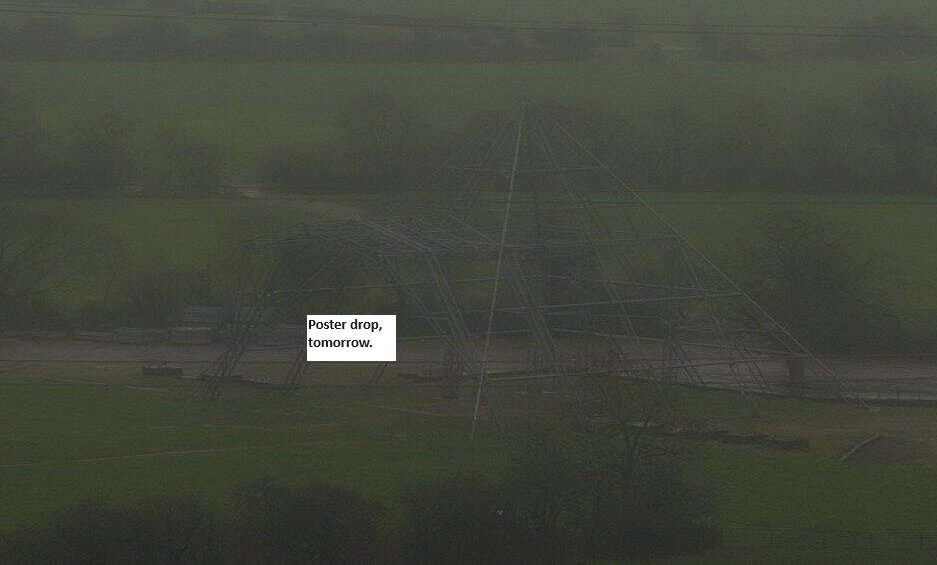 glasto_webcam's tweet photo. Pyramid Stage looking interesting this morning. https://t.co/yuv3S9Pp2F