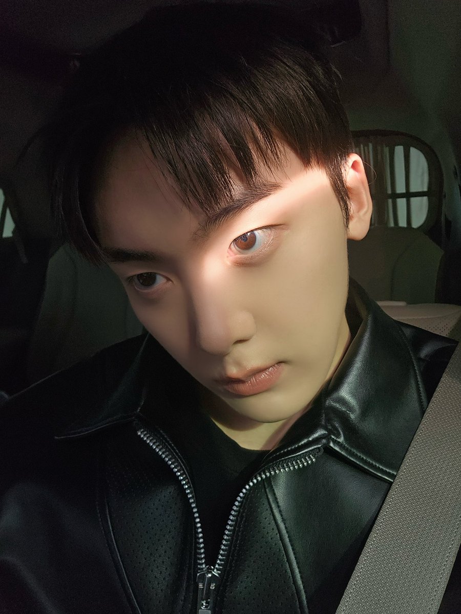 으앙 눈부셔
로하 모하남