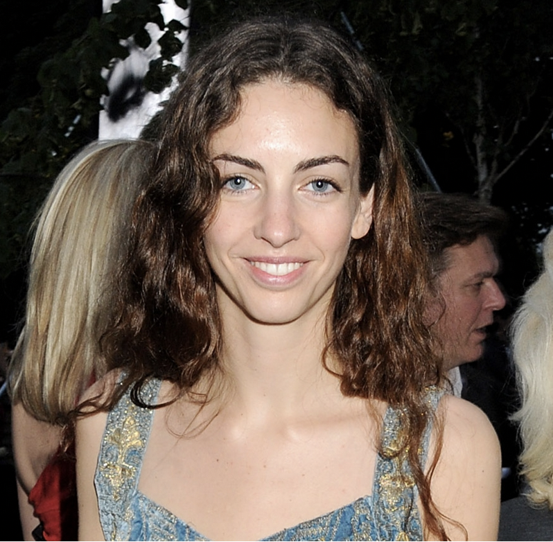 brewerelac's tweet photo. Now don't all come for Rose Hanbury.
If the rumours are true, then #PrinceWilliamEXPOSED is the one who wronged Princess of Wales

#WhereIsKate https://t.co/X7k9yqN8Vw