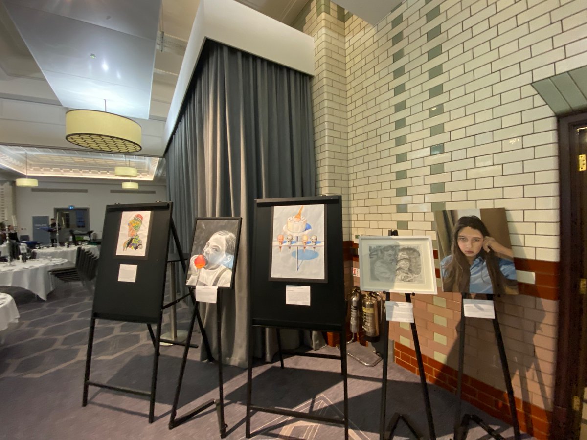 UL_Partnership's tweet image. Senior leaders from across the Group have been voting for their favourite pieces in the International Art Competition. Special thanks to Michelle Taube for being our guest artist judge! #EducationWithCharacter
